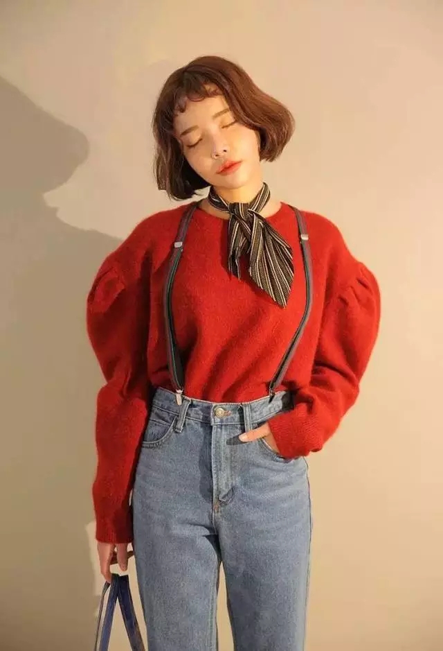 火焰红搭蓝色也hin美,比如牛仔蓝 火焰红搭蓝色也hin美,比如牛仔蓝
