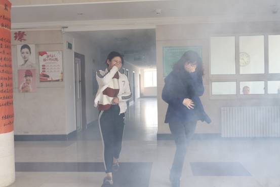 大连中外服装艺术学校消防疏散演练 大连中外服装艺术学校消防疏散演练