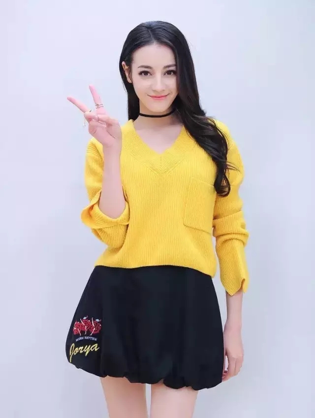 黑色作为百搭色彩 黑色作为百搭色彩